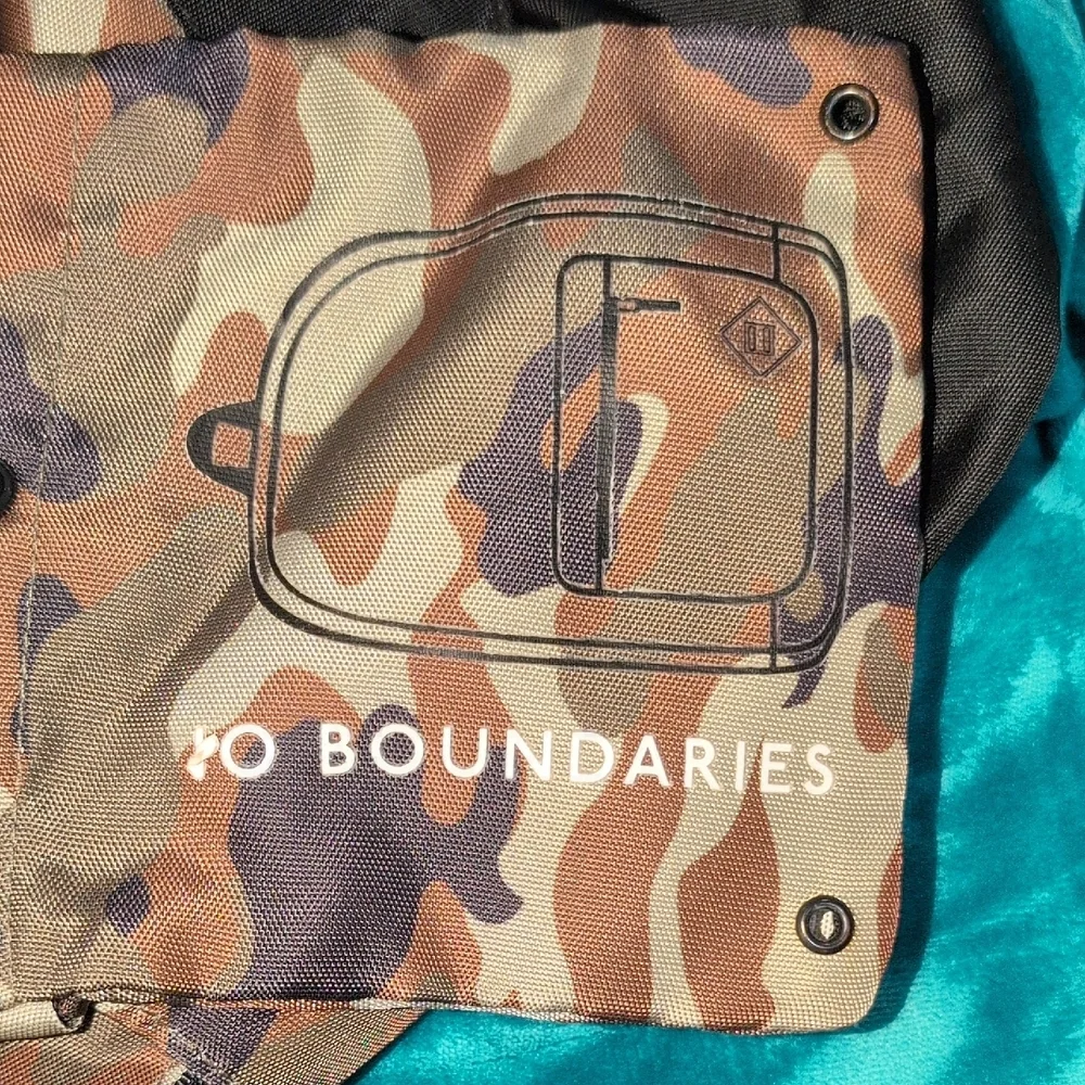 no Boundaries camouflage Backpack